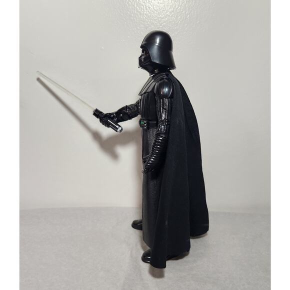 Hasbro Star Wars Talking And Light Up 12" Darth Vader Loose 2022 Pre-owned - Picture 4 of 7